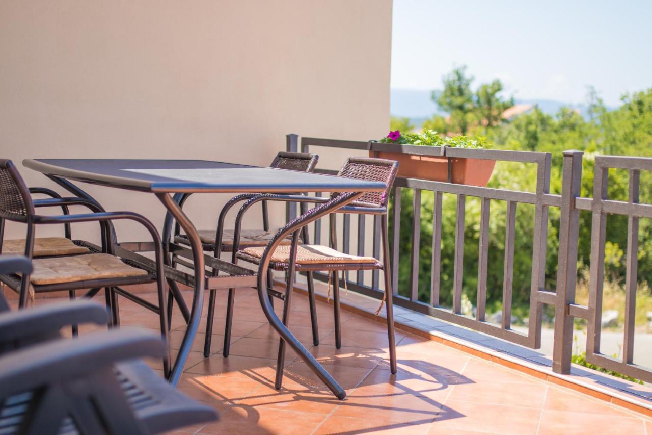 Villa Rustika Малинска Экстерьер фото