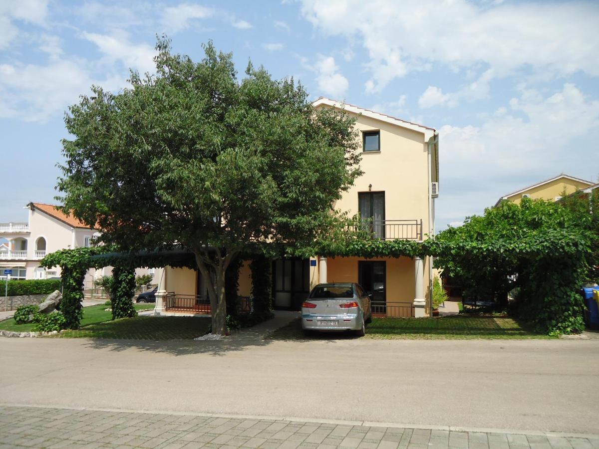 Villa Rustika Малинска Экстерьер фото